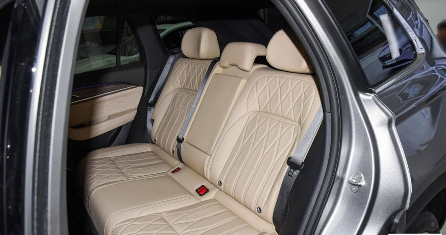 Geely  Monjaro